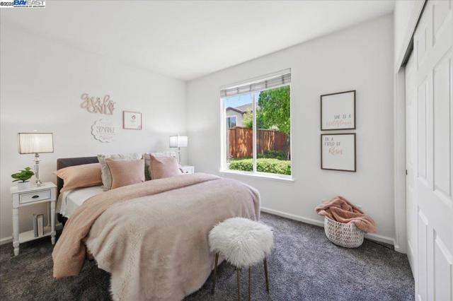 4946 Sequoia Ave, Dublin CA: https://media.crmls.org/mediaz/2b7bda45-bcc7-4d34-8bec-1bf8b03479e9.jpg