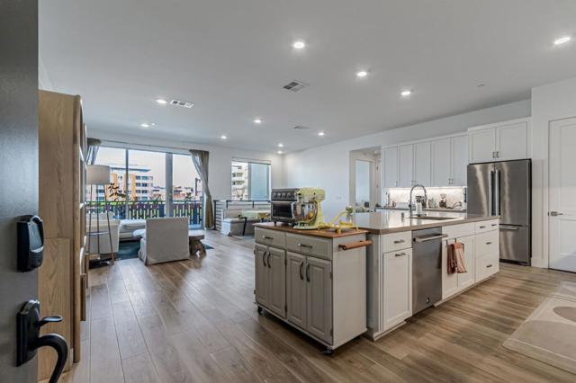 2250 Kilowatt Way, Fremont CA: https://media.crmls.org/mediaz/2b7cc545-324c-4353-a9ac-2aae03ef739c.jpg