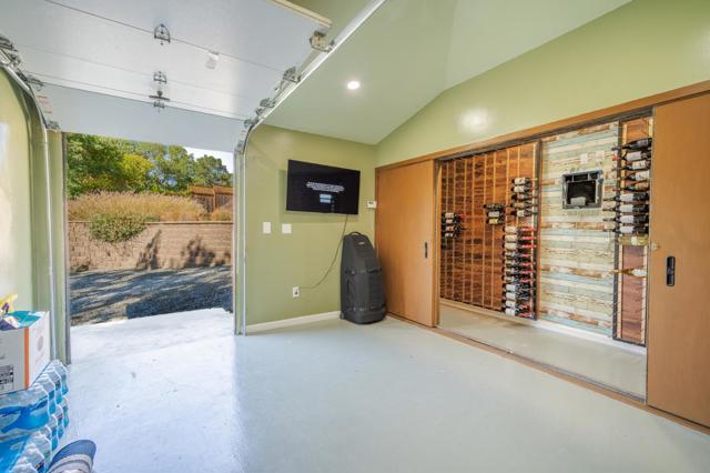 25 Adeline Drive, Walnut Creek CA: https://media.crmls.org/mediaz/2b7cdc95-af05-4ff4-a5c5-d192d9aa80cb.jpg
