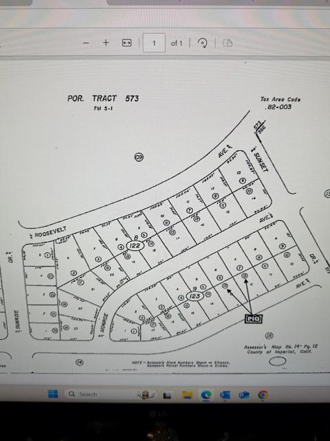 1364 Washington Avenue, Thermal CA: https://media.crmls.org/mediaz/2b7d08bf-80fc-4865-8829-d961925d73ef.jpg