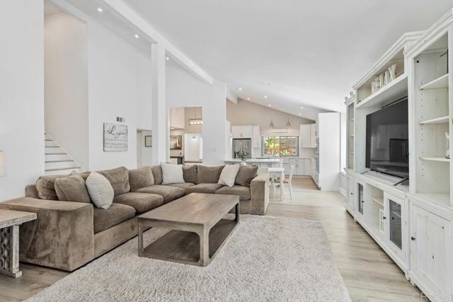 Detail Gallery Image 6 of 42 For 754 Rocking Horse Rd, Vista,  CA 92081 - 4 Beds | 3 Baths