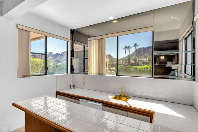 78565 Vista Del Fuente, Indian Wells CA: https://media.crmls.org/mediaz/2b7ffb26-31f0-4168-a10d-a887ef835c0b.jpg