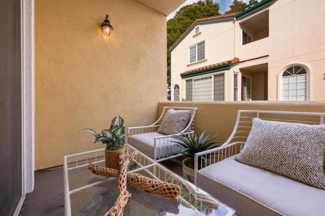 1408 El Camino Real, Burlingame CA: https://media.crmls.org/mediaz/2b828c3e-9a56-453b-9f15-2c6b5fcfadea.jpg