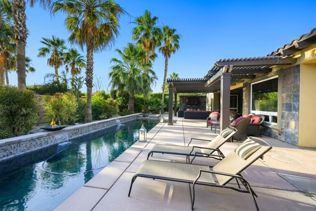 52395 Whispering Way, La Quinta CA: https://media.crmls.org/mediaz/2b83f2d2-313d-425d-a40e-92e287ab851c.jpg