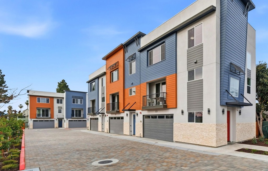 40857 Lincoln St #3701