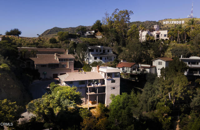 Detail Gallery Image 35 of 40 For 2994 Durand Dr, Los Angeles,  CA 90068 - 5 Beds | 3 Baths