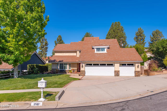 3581 Rachael Avenue, Simi Valley CA: https://media.crmls.org/mediaz/2b84d8f8-36bb-4b63-831e-8f45c6ec0616.jpg