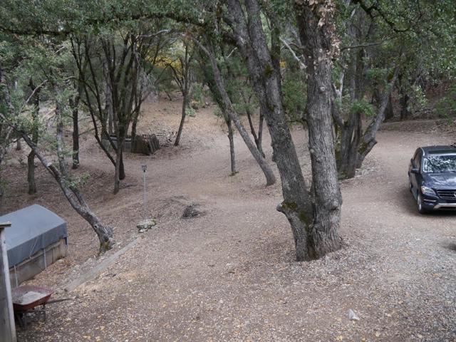 39450 Tassajara Road, Carmel Valley CA: https://media.crmls.org/mediaz/2b85c51e-344a-4678-9b3a-29bcca785c32.jpg