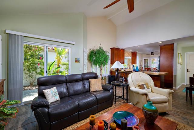 Detail Gallery Image 12 of 36 For 4547 Cordoba Way, Oceanside,  CA 92056 - 2 Beds | 2 Baths