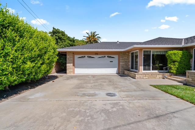 1781 Prune Street, Hollister CA: https://media.crmls.org/mediaz/2b879848-669f-4a81-a046-2d6a1d60c6ef.jpg