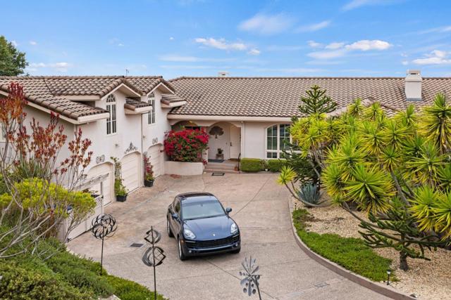 25548 Paseo De Cumbre, Monterey CA: https://media.crmls.org/mediaz/2b88d06f-f6d6-4622-817a-43a755fe7fad.jpg