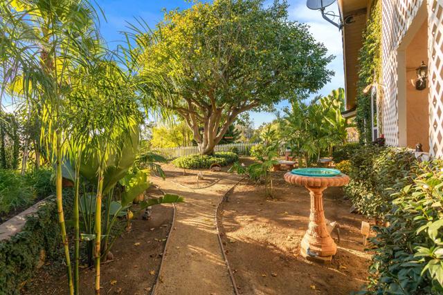 Detail Gallery Image 31 of 59 For 351 Sheila Ln, Fallbrook,  CA 92028 - 3 Beds | 3 Baths