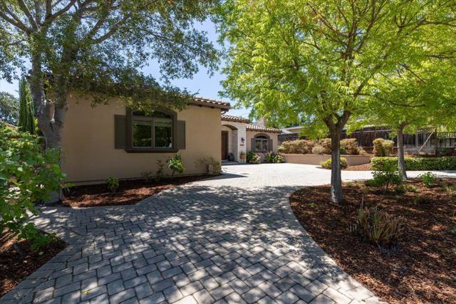 17820 Daves Avenue, Monte Sereno CA: https://media.crmls.org/mediaz/2b89add3-d8b8-4b60-881b-def204909b77.jpg