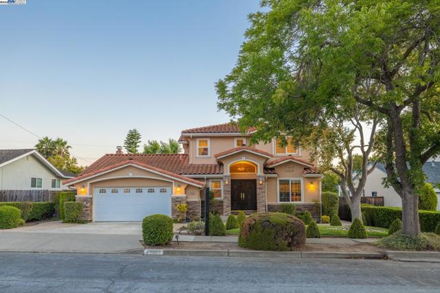 42001 Via San Gabriel, Fremont CA: https://media.crmls.org/mediaz/2b8bf7c8-ae74-4355-a8c3-ed9e7ffebf38.jpg