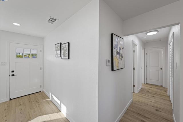 4564 Piper St, Fremont CA: https://media.crmls.org/mediaz/2b8c46a4-c56b-4b1f-bd82-759604716c3c.jpg
