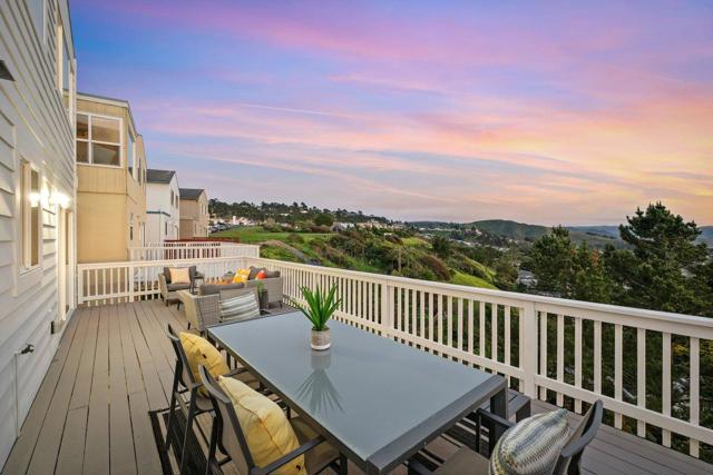 170 Beachview Avenue, Pacifica CA: https://media.crmls.org/mediaz/2b8db0e3-4c6a-4088-9903-7f58f48e9b64.jpg