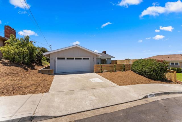 3827 Westgate Place, San Diego CA: https://media.crmls.org/mediaz/2b8de583-5ebd-4896-a697-52fe6c17bf60.jpg