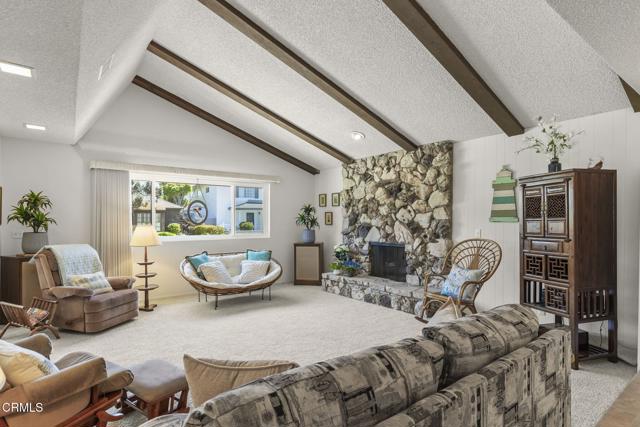 4907 Island View Street, Oxnard CA: https://media.crmls.org/mediaz/2b8ebba1-e3b0-49b9-8b13-56e02d55c761.jpg