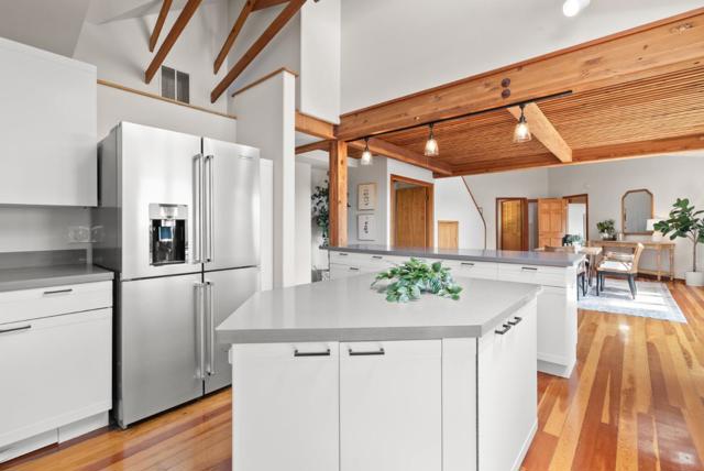 335 Wild Iris Lane, Santa Cruz CA: https://media.crmls.org/mediaz/2b8f8d0f-12f9-42a7-b2a9-93440a62f5e0.jpg