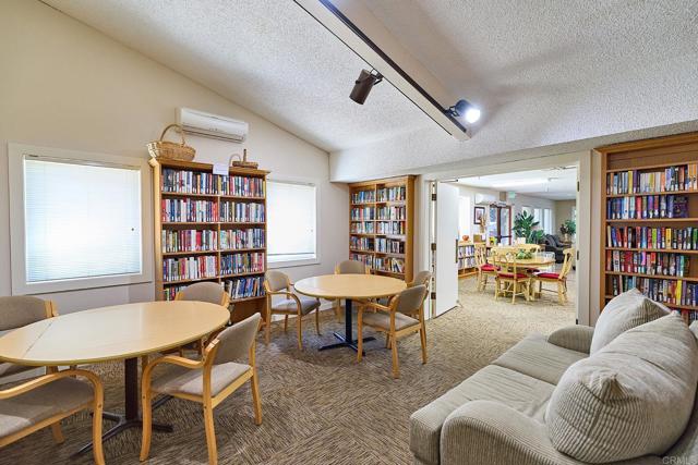 Detail Gallery Image 32 of 63 For 8975 Lawrence Welk Dr Spc 199,  Escondido,  CA 92026 - 3 Beds | 2 Baths