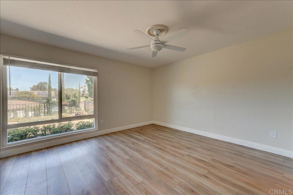 https://media.crmls.org/mediaz/2b92fda2-389d-423f-aa6d-106ee0abf74c.jpg?preset=X-Large