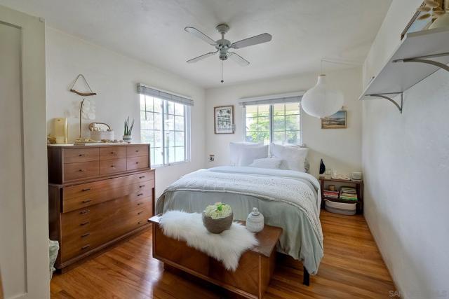 1852 Locust St, San Diego CA: https://media.crmls.org/mediaz/2b955d2c-e4da-4c48-a6e4-22db44c5bdf0.jpg