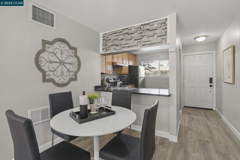 2525 Walters Way #19