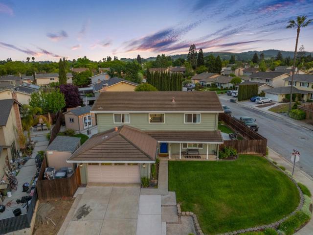 460 La Crosse Drive, Morgan Hill CA: https://media.crmls.org/mediaz/2b9726a8-59e1-4083-ad1a-fcabfc15cb5a.jpg