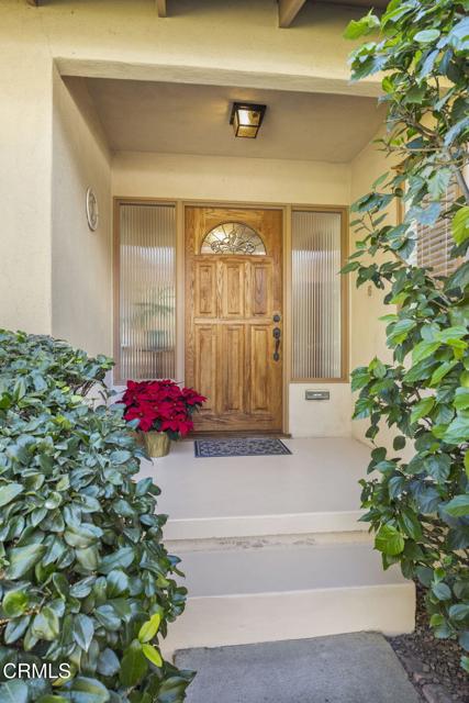 Detail Gallery Image 4 of 58 For 984 Loma Vista Pl, Santa Paula,  CA 93060 - 3 Beds | 2 Baths