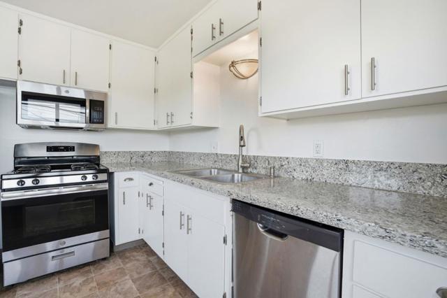 1115 Spruce Street, Millbrae CA: https://media.crmls.org/mediaz/2b979fdc-3c99-4bdc-af49-f5ec73a51a2d.jpg