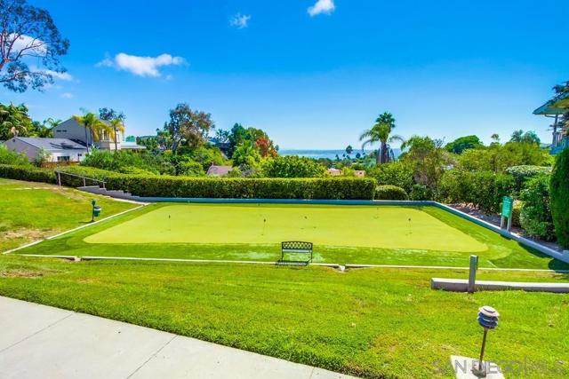 2223 Caminito Preciosa Sur, La Jolla CA: https://media.crmls.org/mediaz/2b98b8f8-3cf9-4f60-b4bb-468f25d63d60.jpg