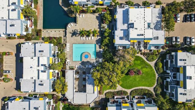 831 Balboa Lane, Foster City CA: https://media.crmls.org/mediaz/2b991f8e-593b-4c30-8c21-4036fb75de0e.jpg