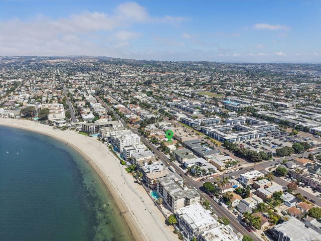 3843 Riviera Drive, San Diego CA: https://media.crmls.org/mediaz/2b997009-b199-4c84-a69b-1b51ffc92200.jpg