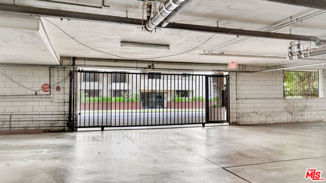 1434 Greenfield Avenue, Los Angeles CA: https://media.crmls.org/mediaz/2b99b38f-984d-447c-ad86-b2e8b2697515.jpg
