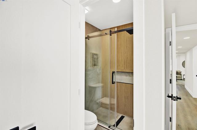 4166 Peregrine Way, Pleasanton CA: https://media.crmls.org/mediaz/2b9a191e-cb67-4916-918e-76764b29f053.jpg