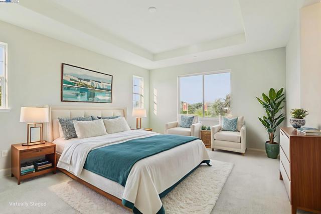 109 Creek View Cir, Fairfield CA: https://media.crmls.org/mediaz/2b9ab25c-4776-492c-a099-25d30b46dec1.jpg