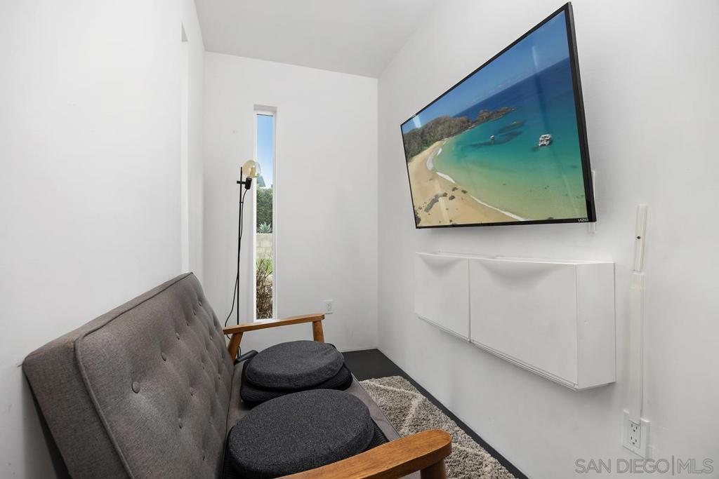 427 Hilmen Place - photo 19