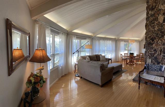 Image 8 of 52 For 3637 La Canada Road