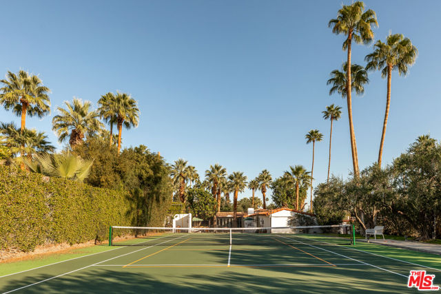 1907 S Mesa Drive, Palm Springs, CA 92264