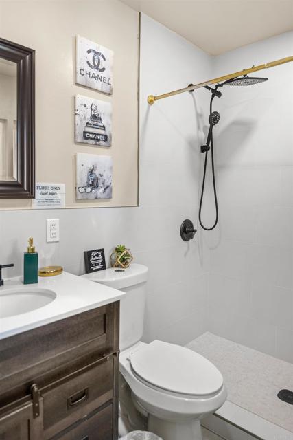 Detail Gallery Image 19 of 51 For 8543 via Consuelo, El Cajon,  CA 92021 - 3 Beds | 2 Baths