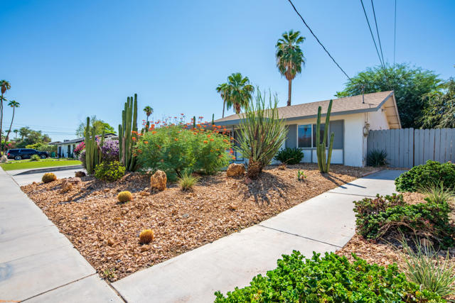 77575 California Drive, Palm Desert CA: https://media.crmls.org/mediaz/2b9e7411-8295-40bb-8775-40c4df4a6617.jpg
