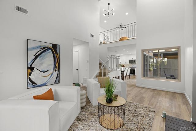 Detail Gallery Image 10 of 48 For 10573 Caminito Flores, San Diego,  CA 92126 - 3 Beds | 2 Baths