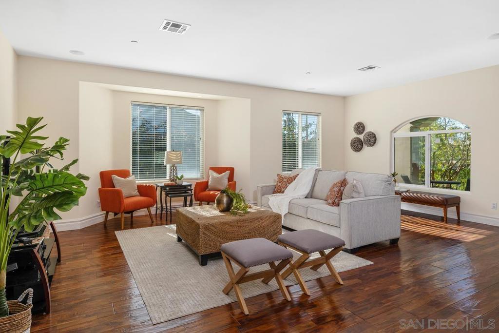 MLS #250045019SD image #9