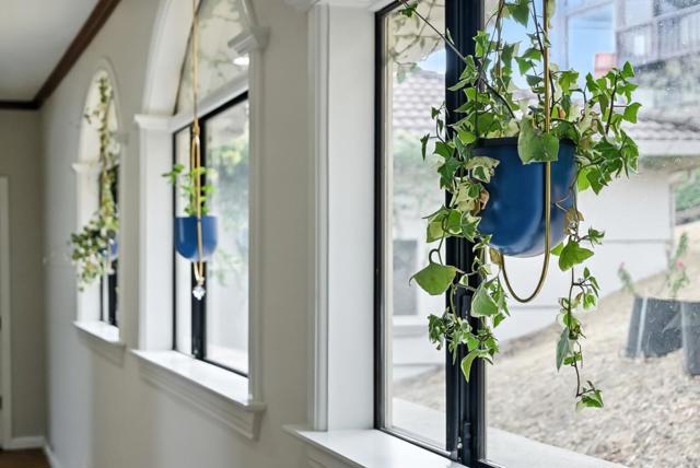 1 Lewis Ranch Road, San Carlos CA: https://media.crmls.org/mediaz/2ba17696-f07f-48d3-939c-8bb40d89299a.jpg