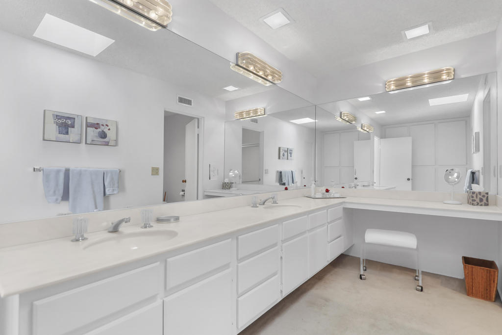 MLS #219138481DA image #13