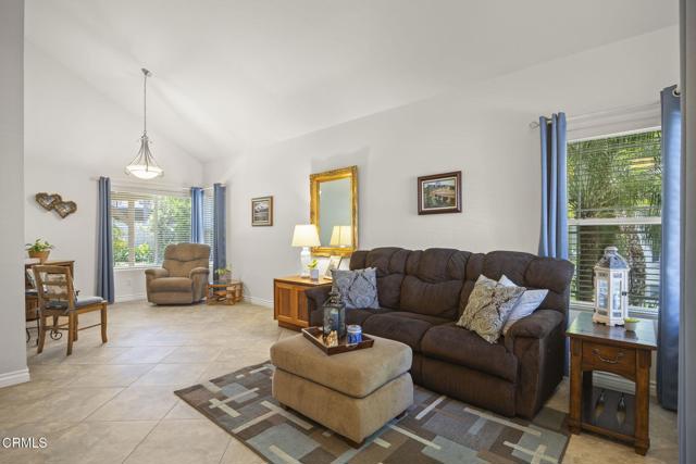 5084 Via Calderon, Camarillo CA: https://media.crmls.org/mediaz/2ba237f7-8916-4cdd-84e1-b9da7217d977.jpg
