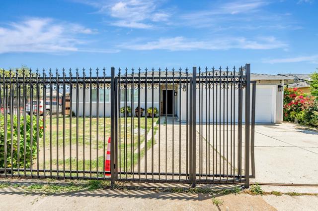 8180 Forest Street, Gilroy CA: https://media.crmls.org/mediaz/2ba4f63f-7200-4808-9c79-c0971b1e71f6.jpg