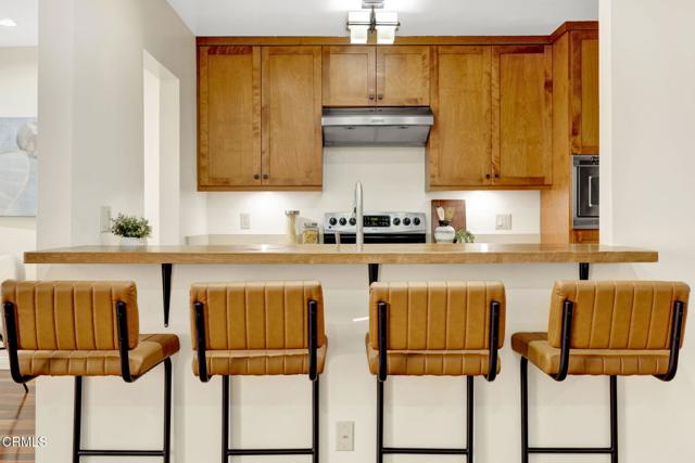 1127 E Del Mar Boulevard, Pasadena CA: https://media.crmls.org/mediaz/2ba50152-a2e1-4b66-b2bf-2929b964427e.jpg