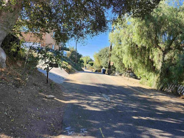 238 Lilac Dr., El Cajon CA: https://media.crmls.org/mediaz/2ba598e7-75ab-4ecc-a54c-81b413a3f6c4.jpg