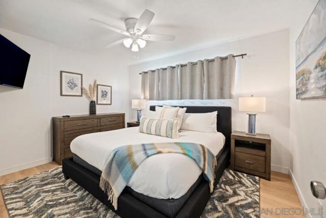 1816 Diamond, San Diego CA: https://media.crmls.org/mediaz/2ba6ca67-5cc2-454a-8355-acf749d7df35.jpg